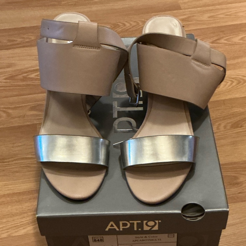 Apt. 9 Women's Sandals in Brown and Silver